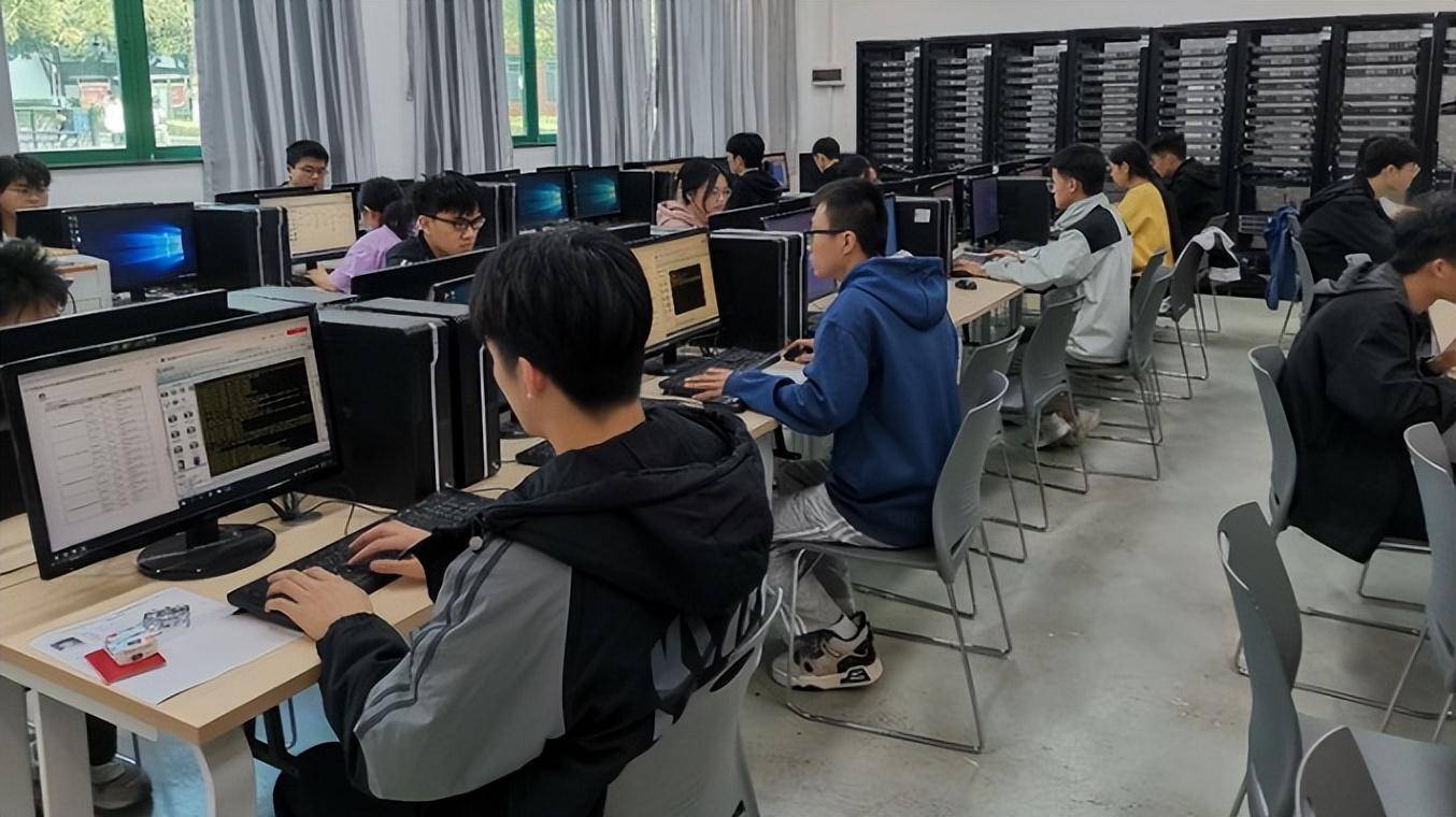 廣州華立科技職業學院 計算機網絡工程專業特色與人才培養路徑解析